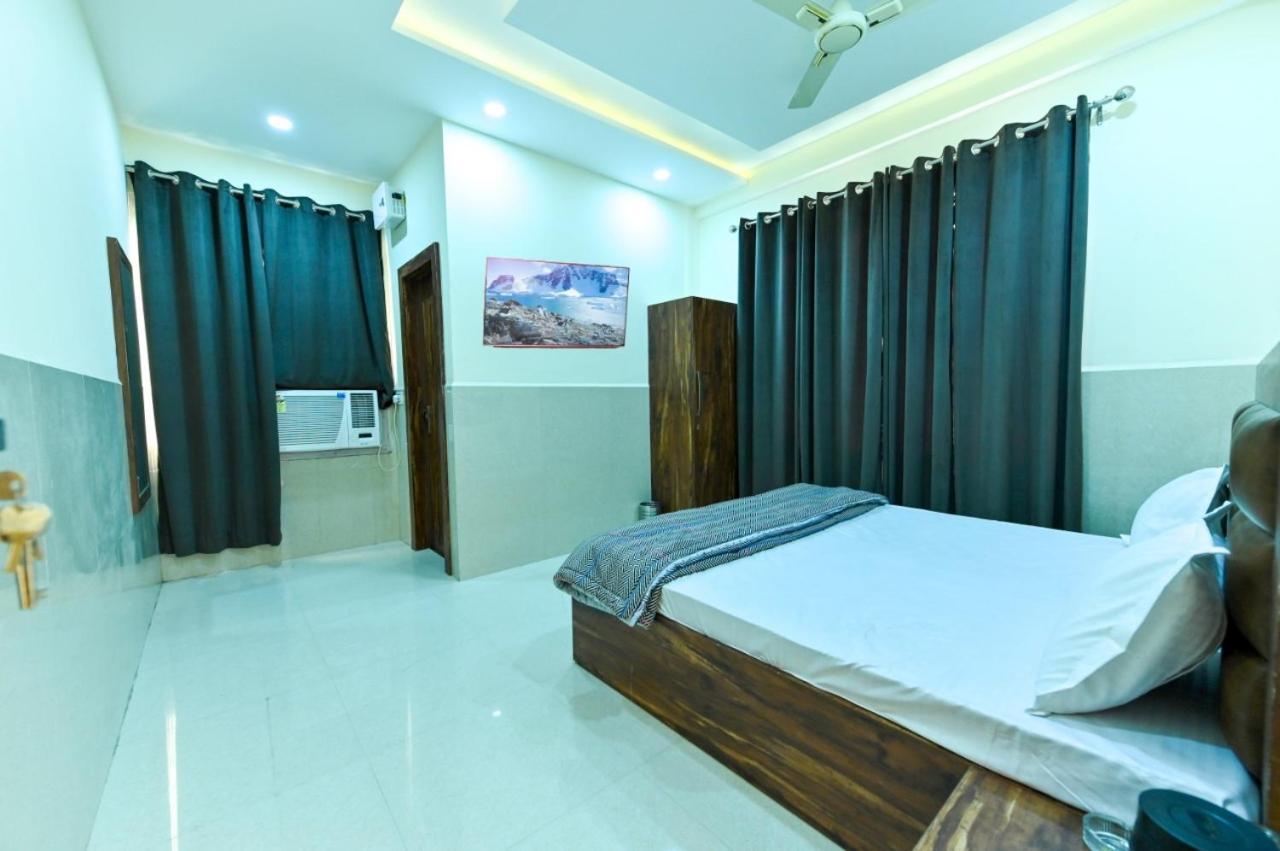 Royal Inn Jammu Εξωτερικό φωτογραφία