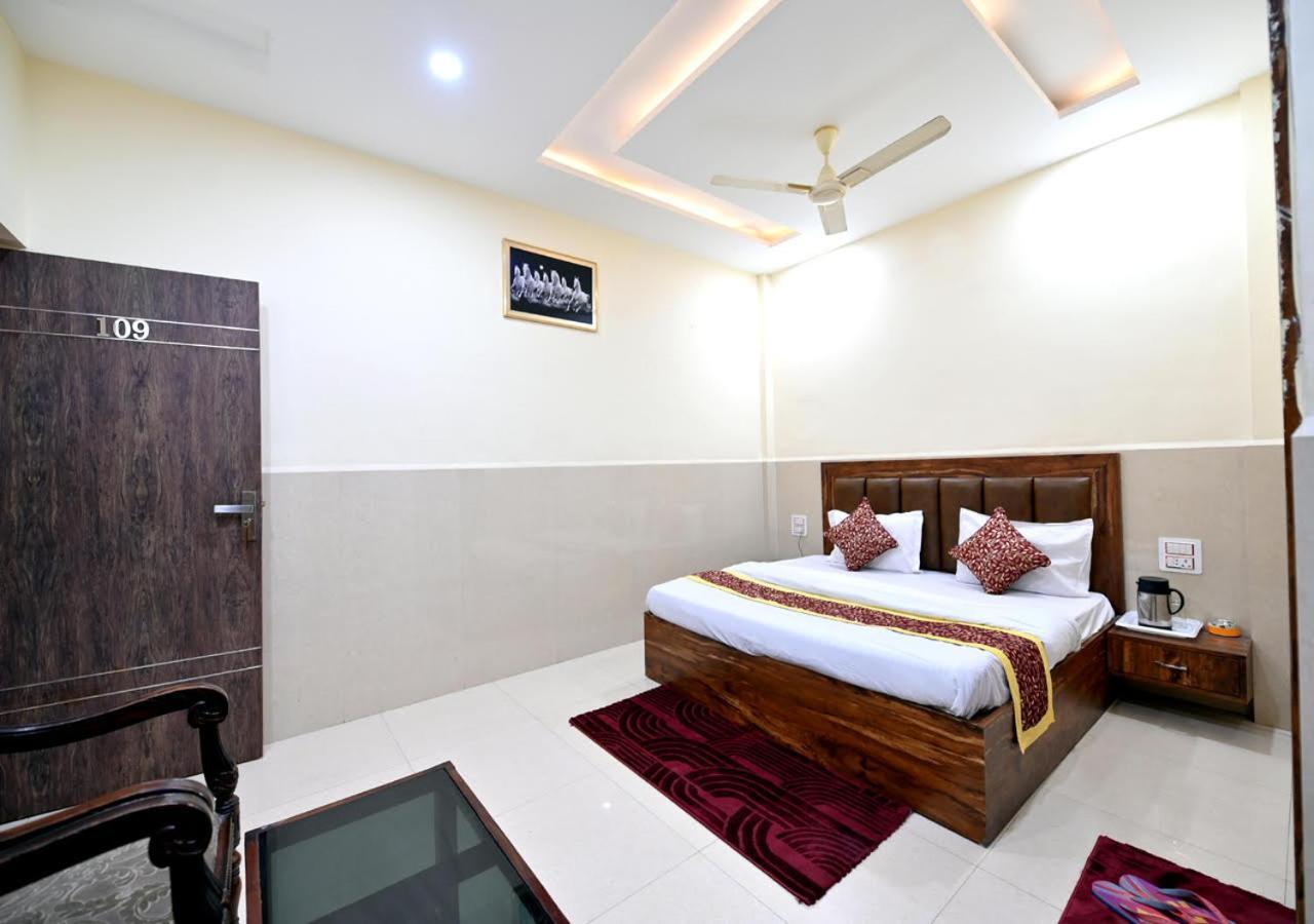 Royal Inn Jammu Εξωτερικό φωτογραφία